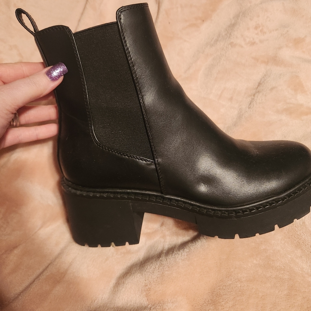Madden Girl boots